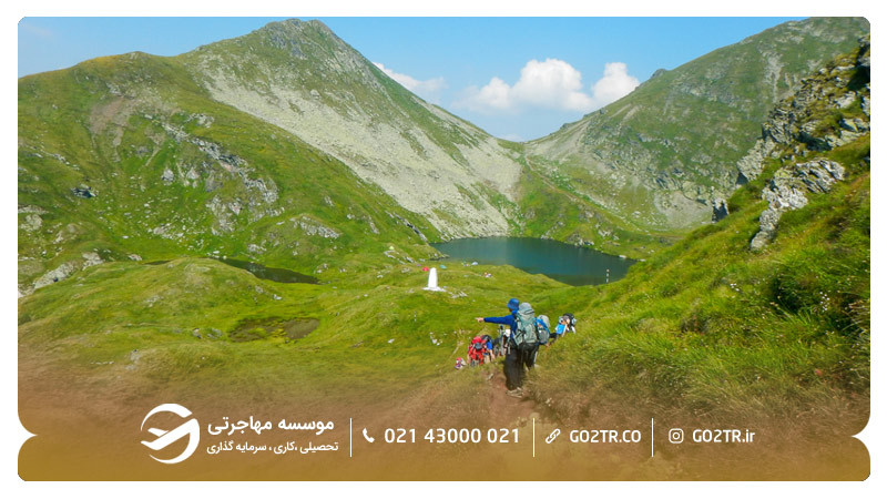 کوههای کارپات در تابستان، زندگی در رومانی
