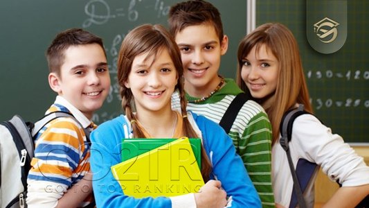 مدارس بومی، بین المللی و ایرانی در کامرون